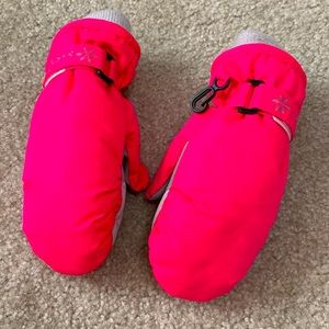Brand new girls winter mits